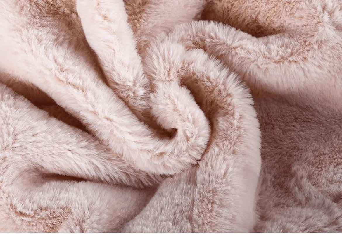 High-Value Cute Hats Scarves Gloves All-In-One to Keep Warm