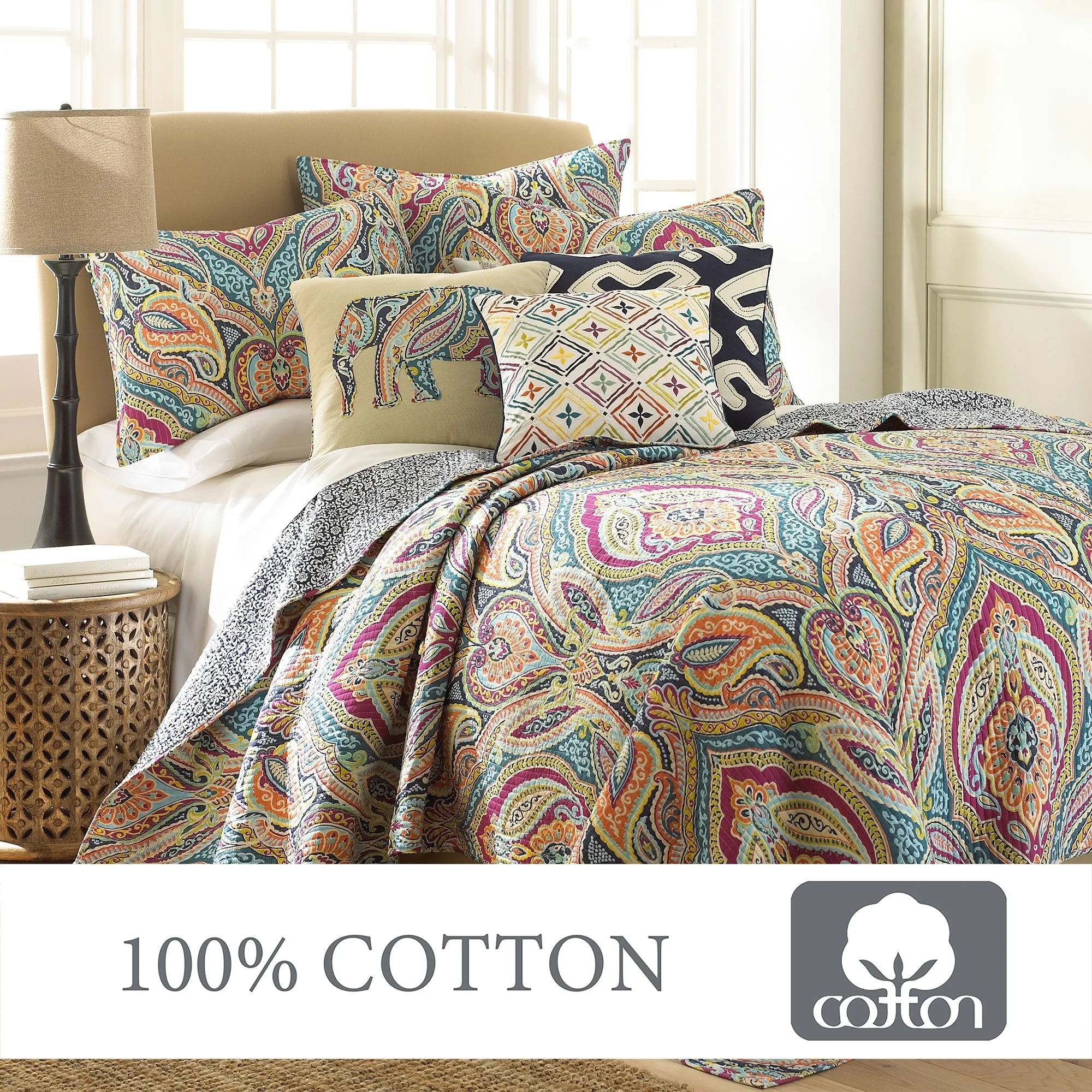 Magnolia Navy Quilt Set