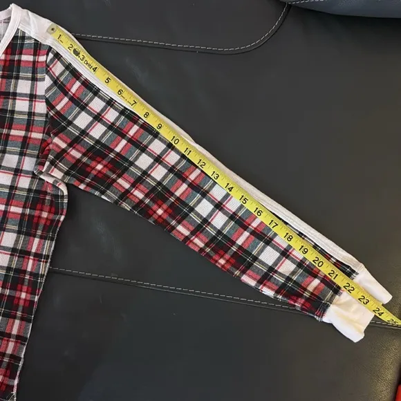 Rare Victoria’s Secret fireside thermal Christmas plaid PJs with white trim