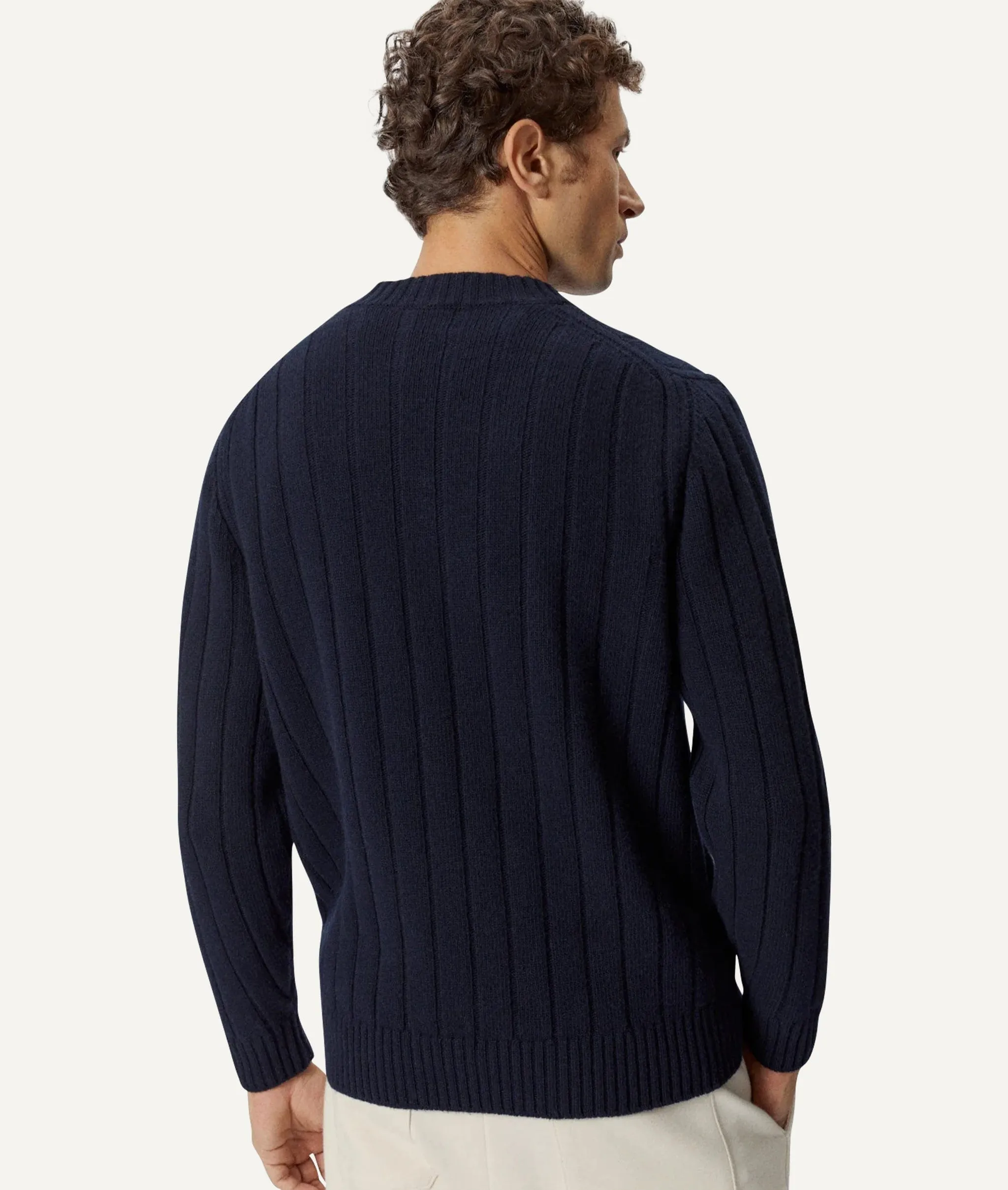 The Woolen Vintage V-Neck - Ecru / S