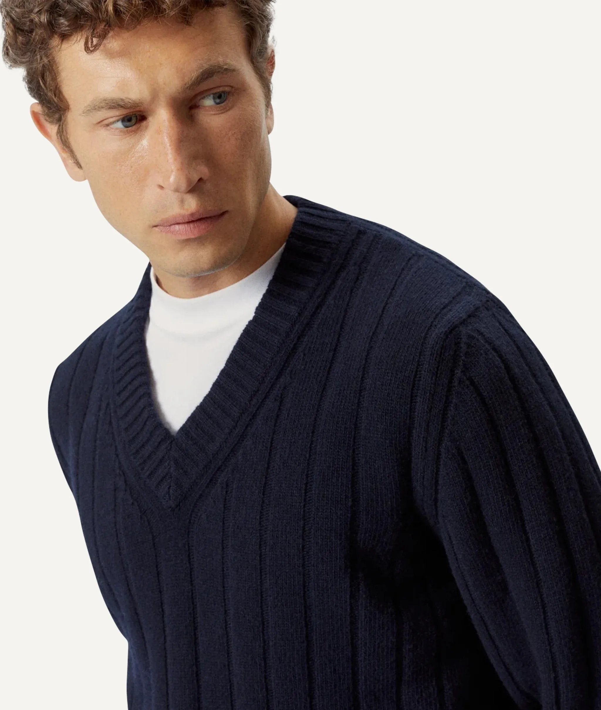 The Woolen Vintage V-Neck - Ecru / S