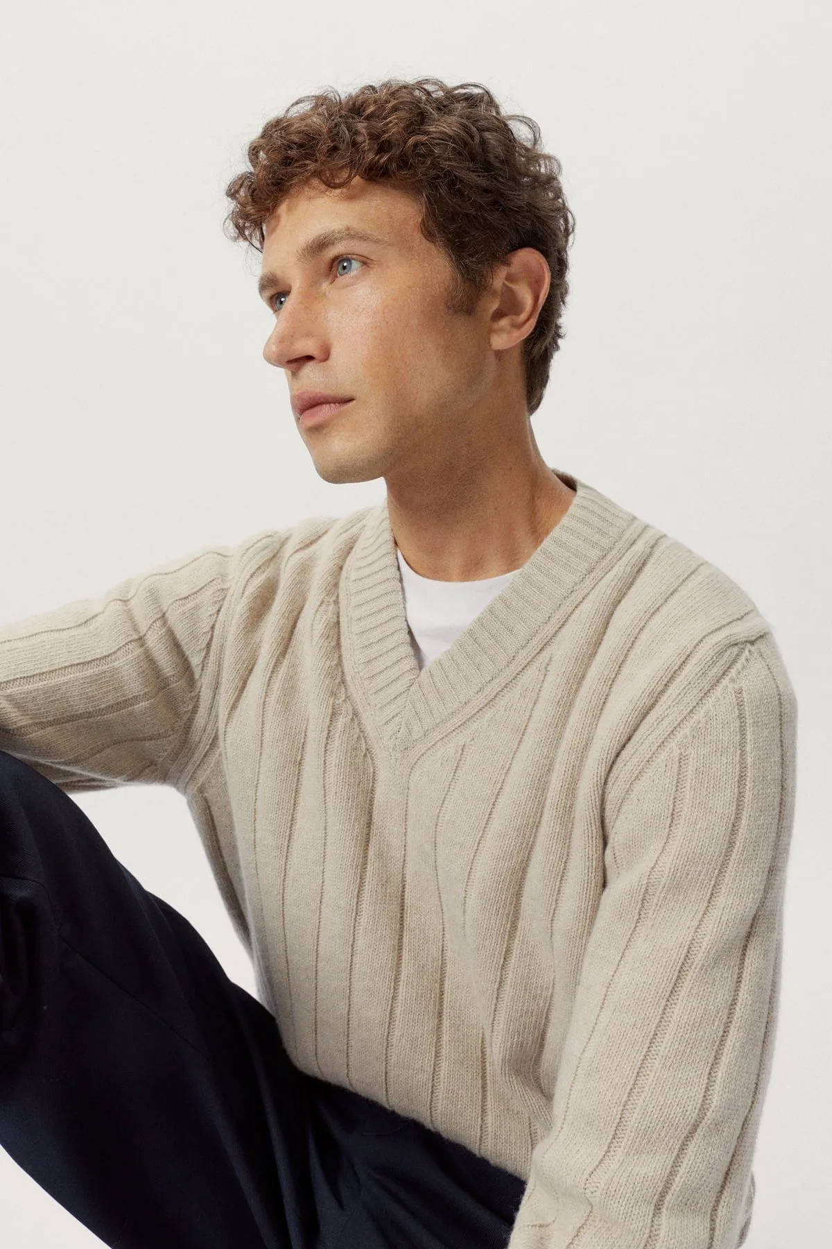 The Woolen Vintage V-Neck - Ecru / S