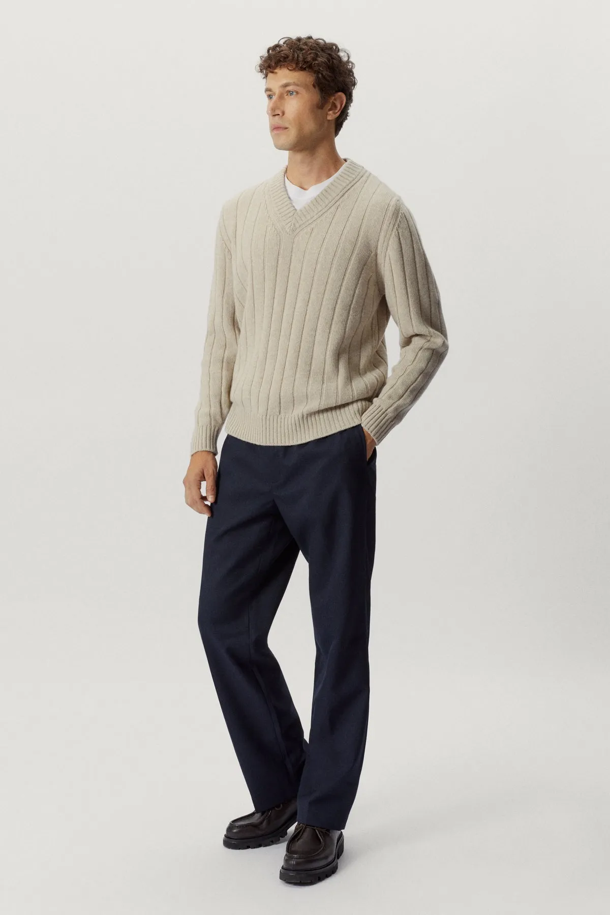 The Woolen Vintage V-Neck - Ecru / S